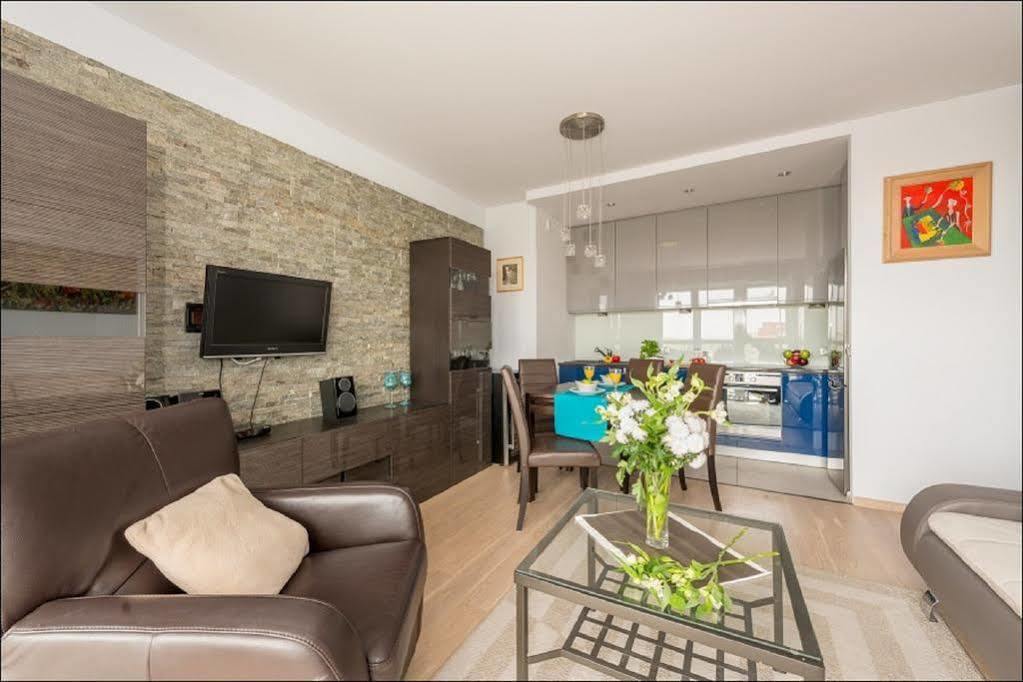 P&O Apartments Aleja Krakowska وارسو المظهر الخارجي الصورة